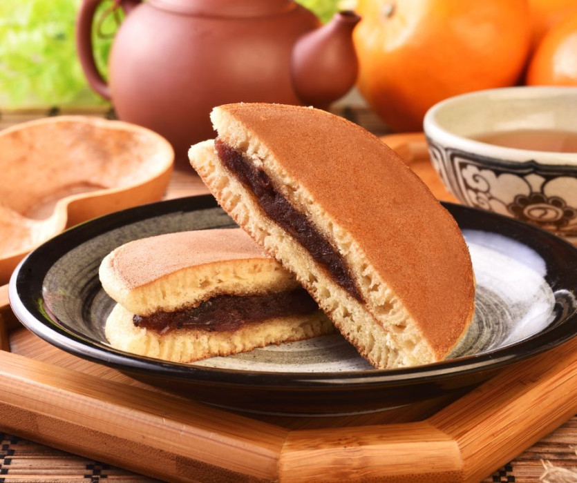 Bánh rán nhân đậu đỏ