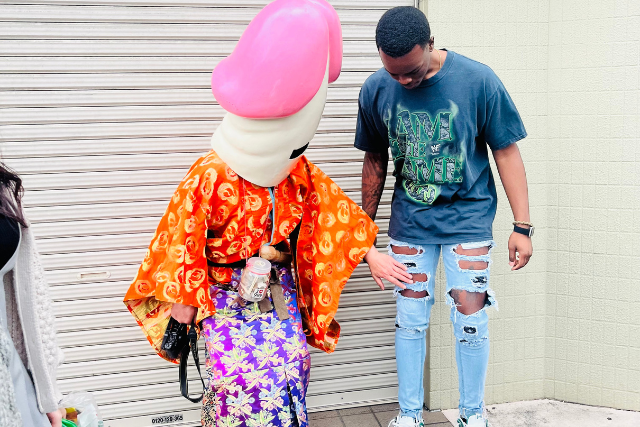 การแต่งกายแปลกๆในเทศกาลแห่ลึงค์