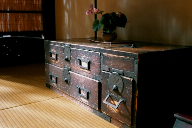 岩谷堂箪笥（いわやどうたんす）の画像