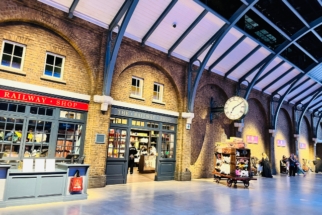 ชานชาลา 9 ¾ (Platform 9 ¾)