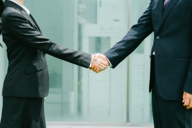 일본 비즈니스 매너 마무리 이미지