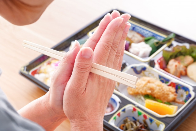 ‘아게루(あげる)’, ‘쿠레루(くれる)’, ‘모라우(もらう)’ 경어 표현【중상급 도전!】 이미지