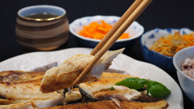 料理別のお箸の使い方の画像