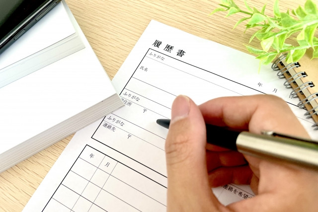 翻訳者を目指す人におすすめの検定試験の画像