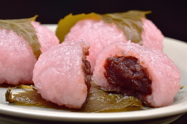 Sakura mochi