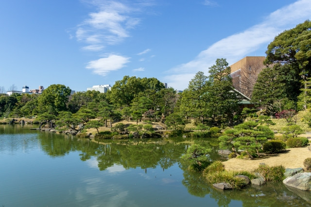 1. Imagen del Jardín Kiyosumi (Tokio)