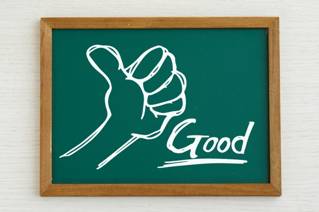 Imagen de cómo interactuar adecuadamente con los demás utilizando tus verdaderos sentimientos y declaraciones públicas.