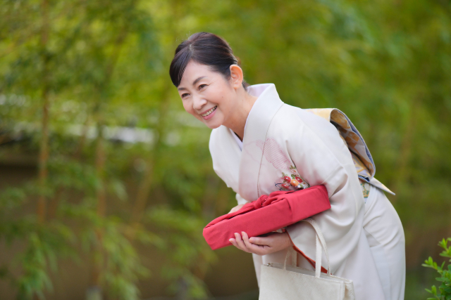 ¡Quiero saber varios saludos japoneses! Una imagen resumida de frases útiles para recordar