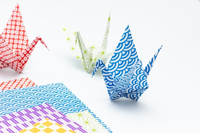 Imágenes de objetos y lugares donde se utilizan patrones tradicionales japoneses.