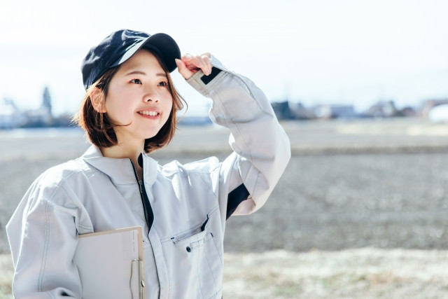 mechanical engineer in japan doing site surveillance