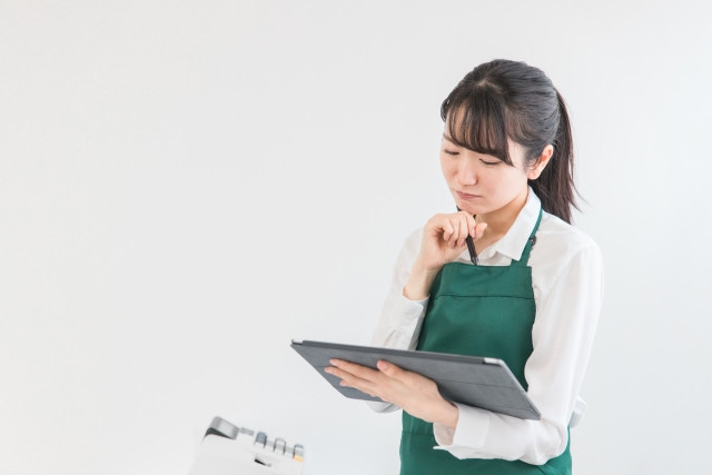 làm việc tại combini ở Nhật