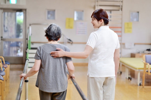 kaigo work in japan includes walking assistance and rehabilitation
