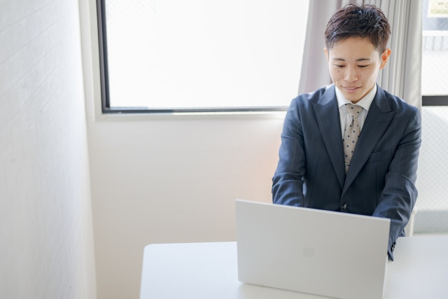 Imagen de correo electrónico japonés utilizado para empresas.