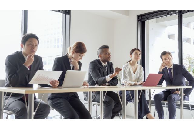 外資系の就活は早めの行動をの画像