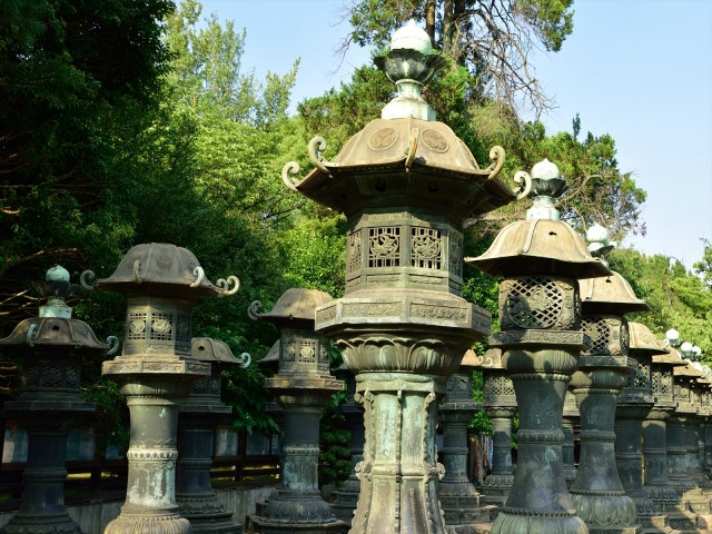Gathering of several temple stone lanterns