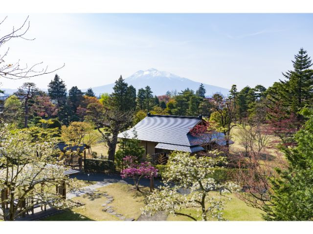 Traditional Japanese Garden in HIrosaki 