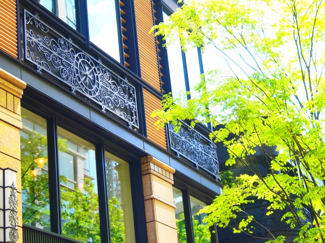 Marunouchi Brick Square's Unique Architecture Design