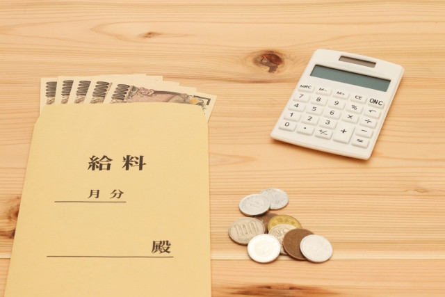 外国人留学生はコンビニのアルバイトでいくら稼げる?の画像