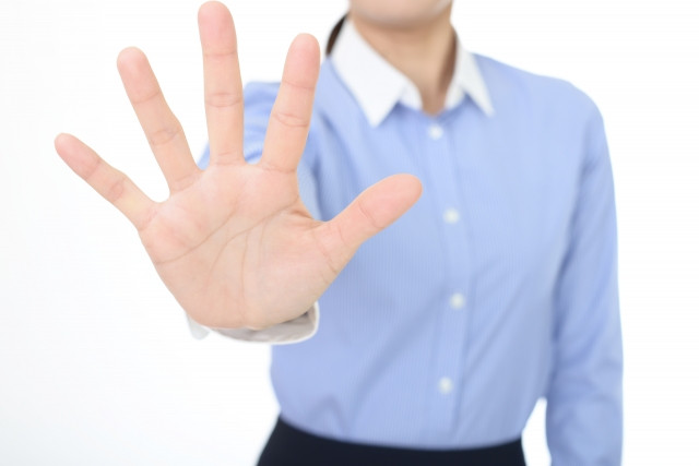 外国人留学生のアルバイトが禁止されている職種の画像