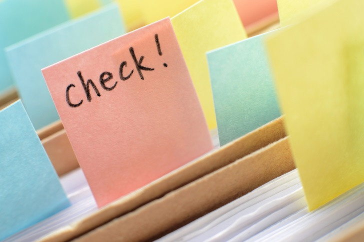 就労ビザの更新は義務!申請の際の必要書類を紹介の画像