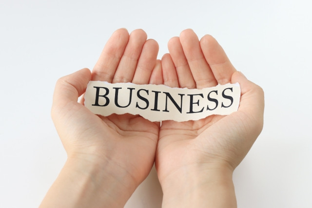 外国人留学生に人気がある職種と業種の画像