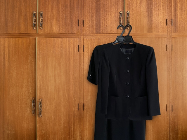 参列時の服装の画像