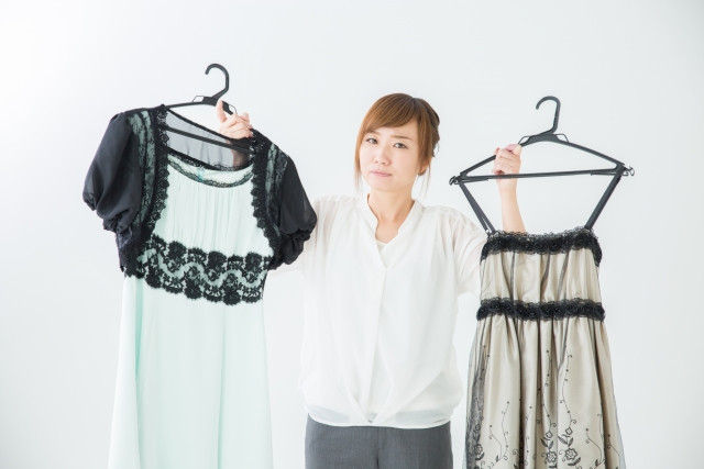 参列時の服装の画像