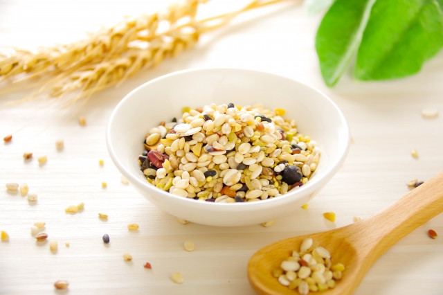 Zakkokumai also known as multigrain rice