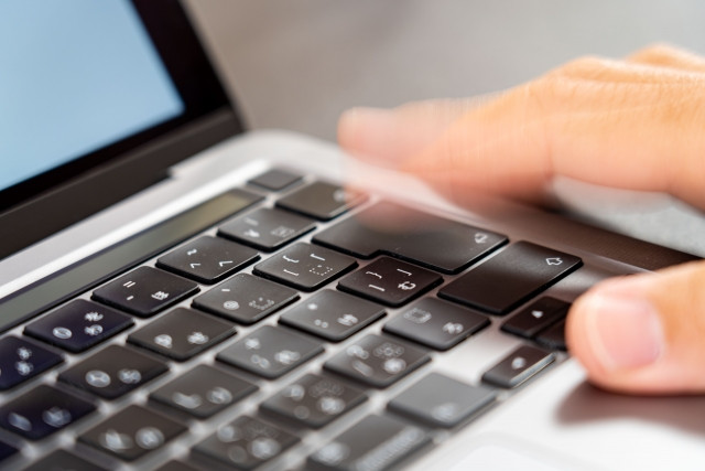 일본 취업 합격! 노동 조건 통지서, 고용계약서, 취업 비자 이미지