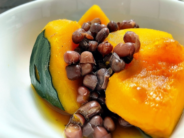 stewed pumpkin and red beans dish for winter solstice in japan