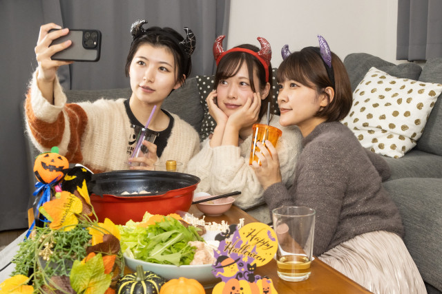 Home Halloween Party in Japan